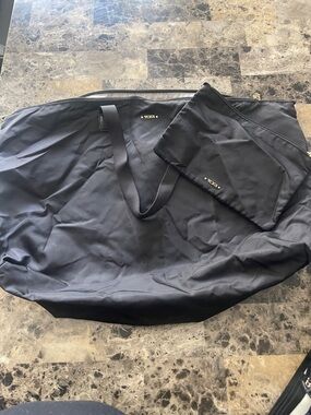 Tumi Black Travel Tote with Removable Pouch